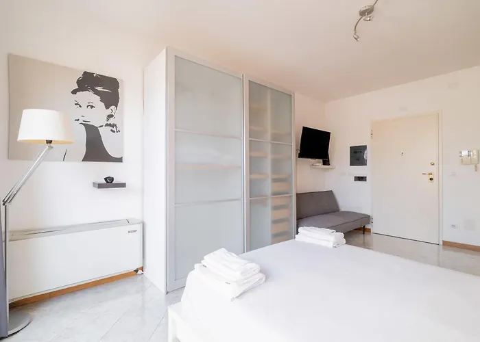 Homeby, Savena Terrace Apartment